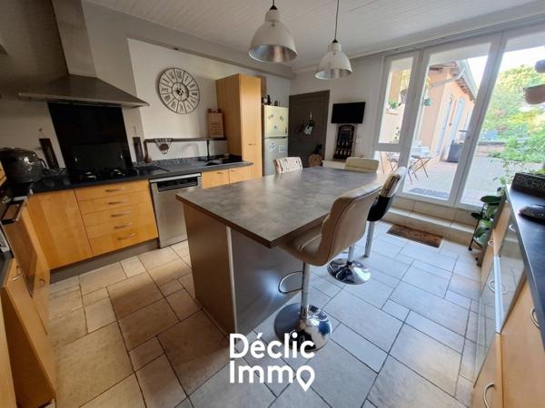 Vente maison et dépendances Saint-sulpice-la-pointe, 170m² 8 pièces 399 000€ avec piscine