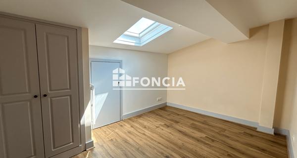 Location Appartement 3 pièces 74.68 m² - Saintes 17100