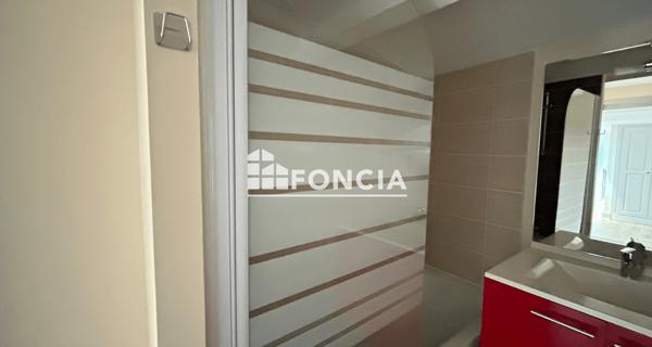 Location Appartement 3 pièces 74.68 m² - Saintes 17100