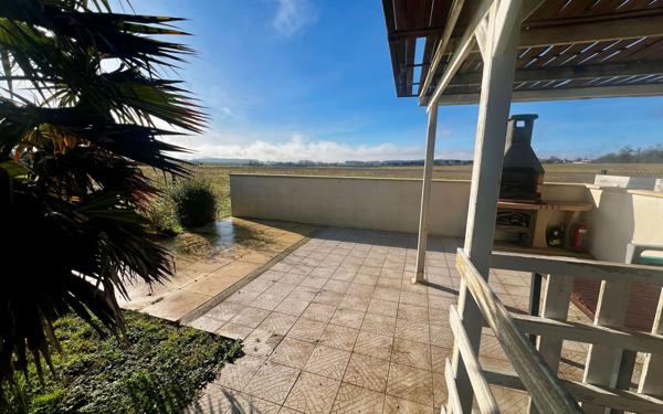 Maison à vendre    6 pièces •  Cozes