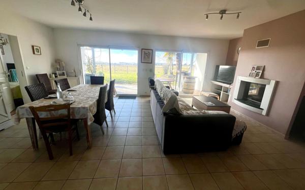 Maison à vendre    6 pièces •  Cozes