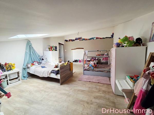 Maison à vendre 4 pièces de 147 m²