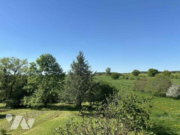 Nouveau mandat, maison située sur la commune de Villers-Le-Tilleul comprenant:

- au rez-de-c...