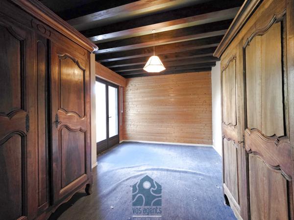 Maison 6 pièce(s) 4 chambre(s) 211.46 m²