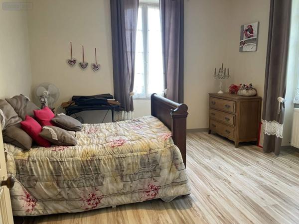 Maison à vendre à Villetoureix en Dordogne (24600), ref : 077/1610