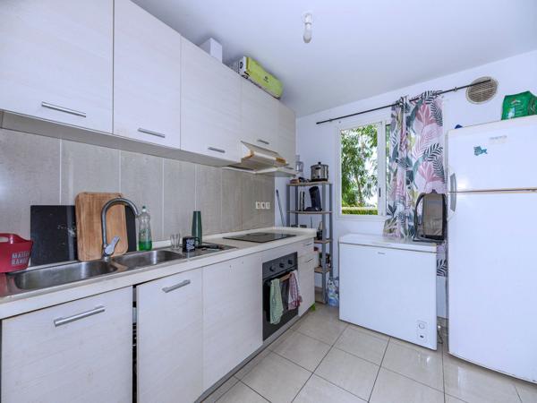 TROP TARD DÉJÀ VENDU PAR IDIMMO : Ste Clotilde Domenjod, Spacieux appartement T2 de 53m² avec parking ! Saint-Denis (97490)