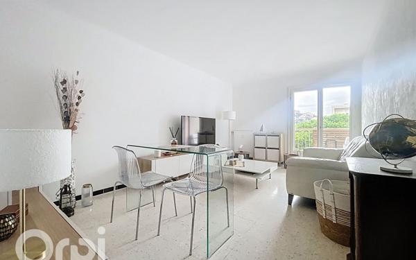 Appartement à vendre    2 pièces •  Saint-Raphaël