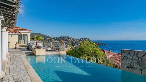 Belle maison plein Sud avec vue mer panoramique