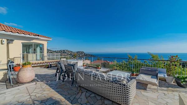 Belle maison plein Sud avec vue mer panoramique