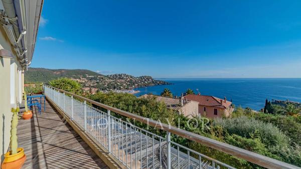 Belle maison plein Sud avec vue mer panoramique