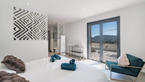 Sublime villa d'architecte contemporaine vue mer