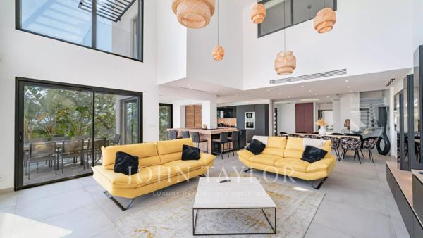 Sublime villa d'architecte contemporaine vue mer