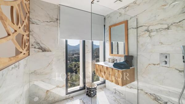 Sublime villa d'architecte contemporaine vue mer