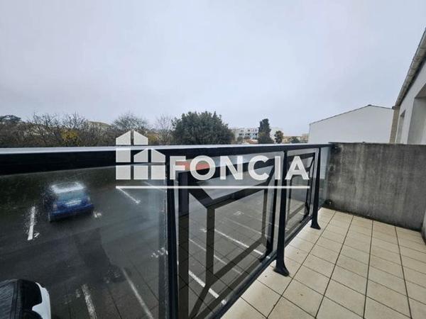 Location Studio 22 m² - 9 RUE FRANCOIS VIETE La Rochelle 17000