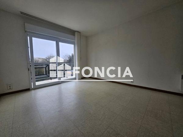 Location Studio 22 m² - 9 RUE FRANCOIS VIETE La Rochelle 17000