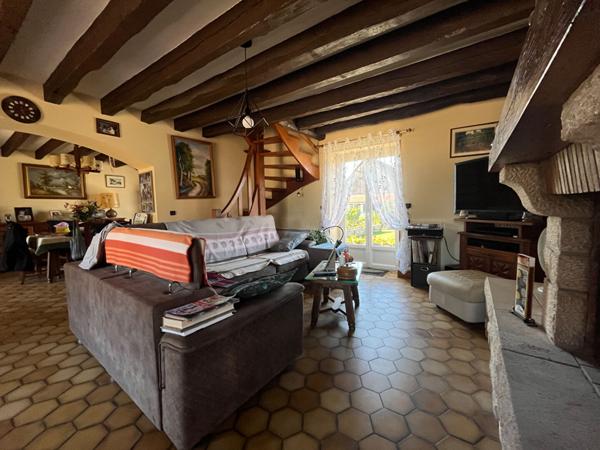 Maison Buzançais 11 pièce(s)