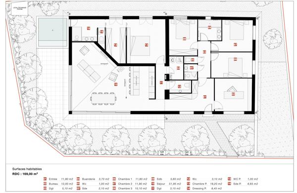 Maison de plain pied - haut standing - Piscine - Boulodrome