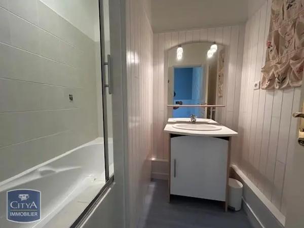 Appartement à louer 4 pièces 150.33m² Périgueux (24000)