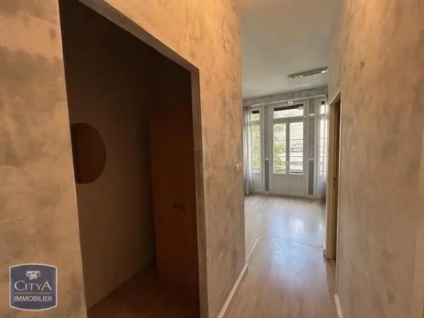 Appartement à louer 4 pièces 150.33m² Périgueux (24000)