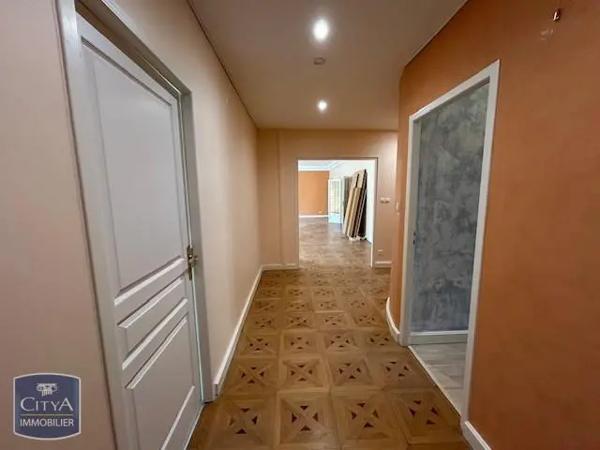 Appartement à louer 4 pièces 150.33m² Périgueux (24000)
