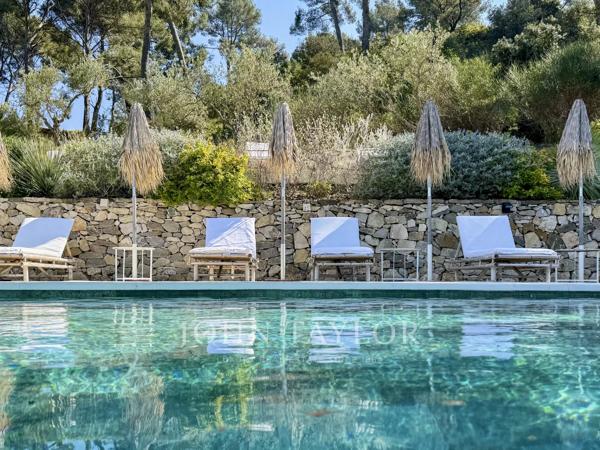 Splendide propriété rénovée - 13260 Cassis