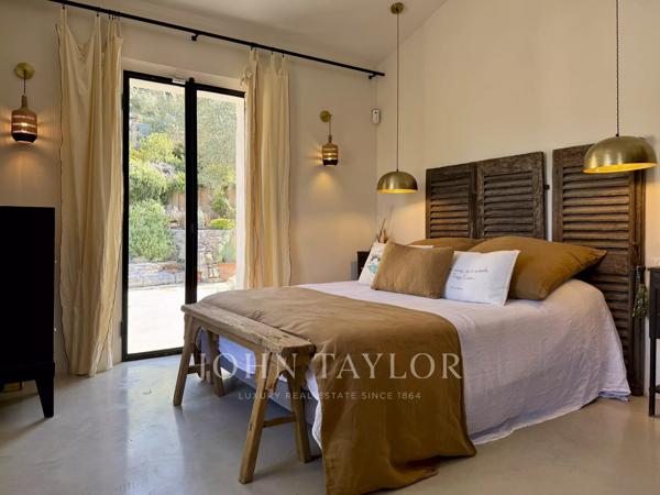 Splendide propriété rénovée - 13260 Cassis