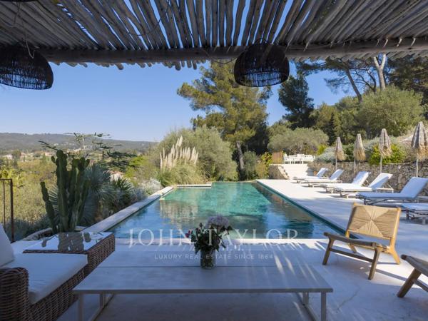 Splendide propriété rénovée - 13260 Cassis