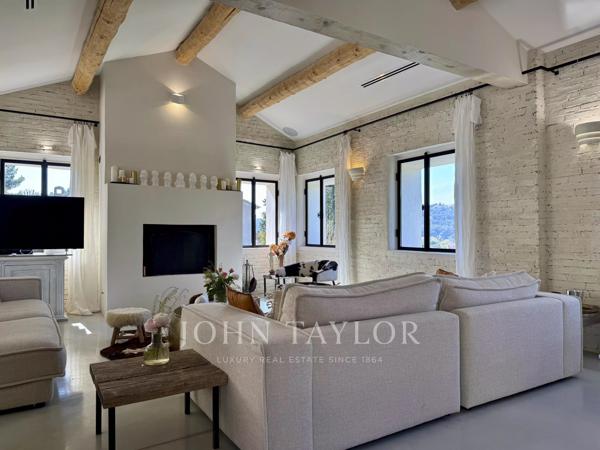 Splendide propriété rénovée - 13260 Cassis