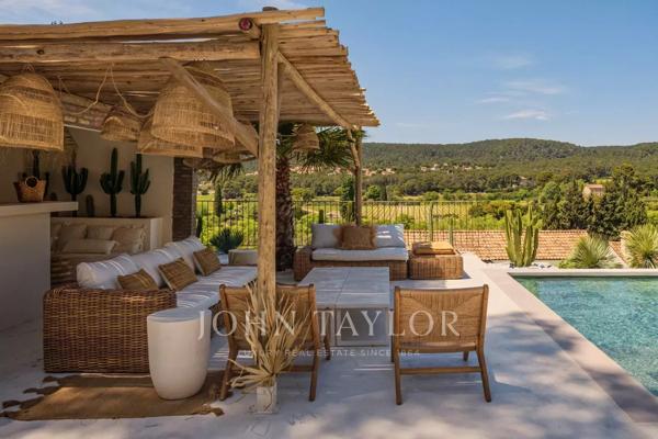 Splendide propriété rénovée - 13260 Cassis