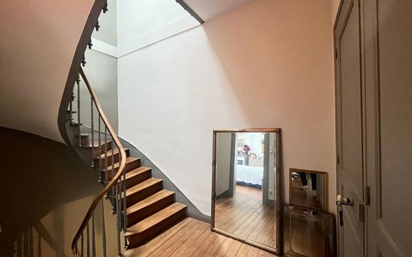 Maison à vendre    7 pièces •  Alençon