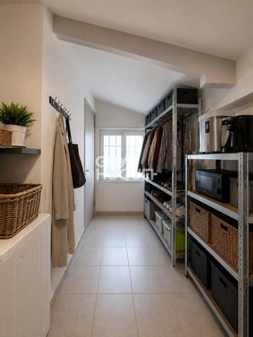 Trémouilles - Maison de village avec jardin à vendre - 3 pièces 92 m² habitables