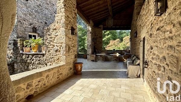 Maison à vendre 12 pièces 404 m² Ailhon