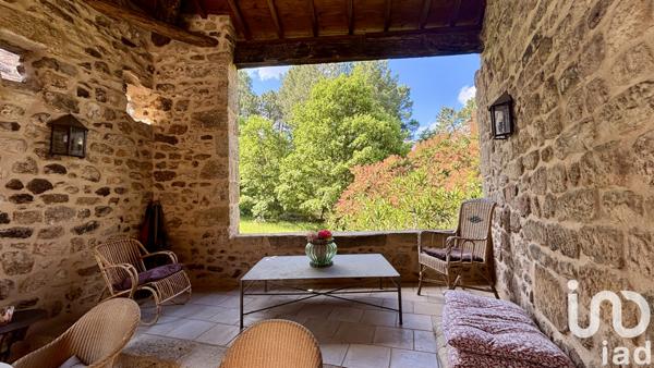 Maison à vendre 12 pièces 404 m² Ailhon