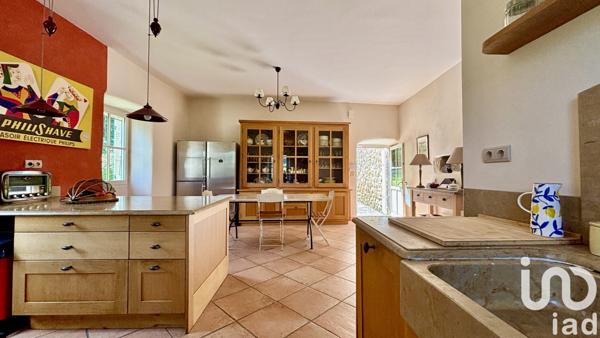 Maison à vendre 12 pièces 404 m² Ailhon