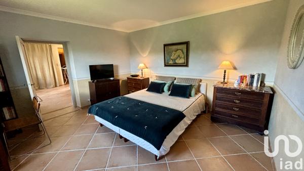 Maison à vendre 12 pièces 404 m² Ailhon