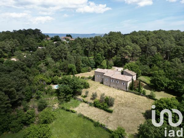 Maison à vendre 12 pièces 404 m² Ailhon