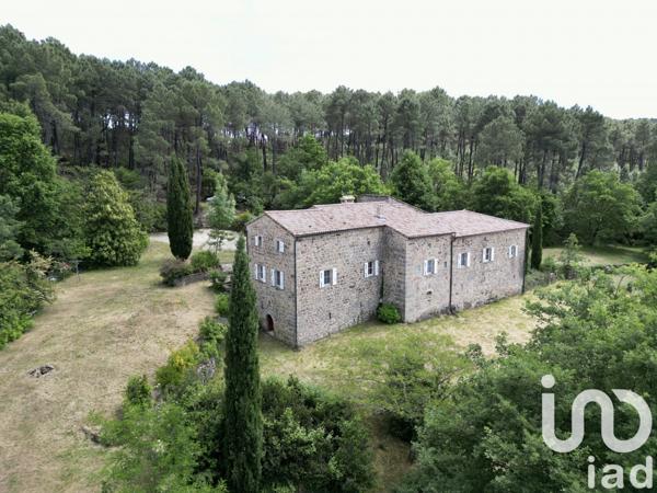 Maison à vendre 12 pièces 404 m² Ailhon