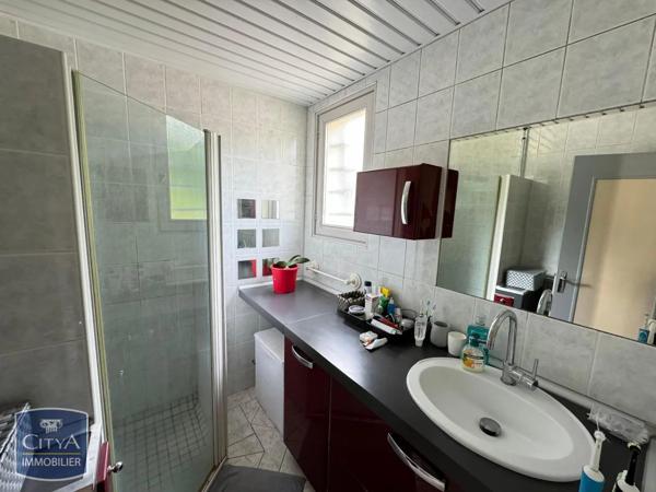 Maison à louer 5 pièces 110m² Aressy (64320)