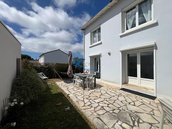 LAGORD MAISON 4 CHAMBRES JARDIN GARAGE  Lagord