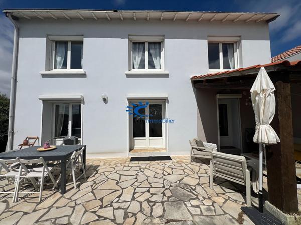 LAGORD MAISON 4 CHAMBRES JARDIN GARAGE  Lagord