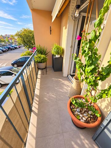 T3 refait à neuf 2 Balcons