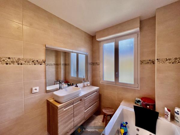 Pommeuse (77515) Maison T5 95m² Terrain 670m² Sous - Sol Total DPE : B