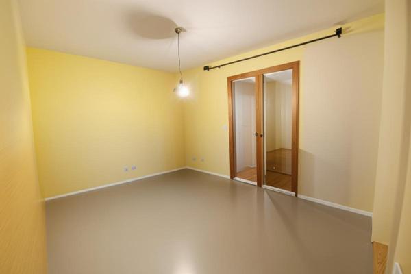 À VENDRE - MAISON DE PLAIN-PIED 4 CHAMBRES - TERRAIN DE 1000 m²  - SALON-DE-PROVENCE