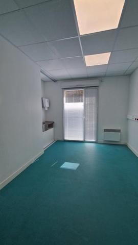 Fonds et/ou murs commerciaux à vendre à Morlaix dans le Finistère (29600), ref : 29083-1643