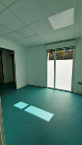 Fonds et/ou murs commerciaux à vendre à Morlaix dans le Finistère (29600), ref : 29083-1643