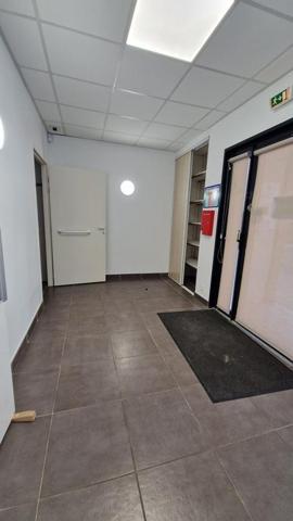 Fonds et/ou murs commerciaux à vendre à Morlaix dans le Finistère (29600), ref : 29083-1643