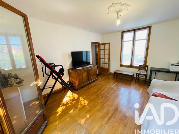 Maison à vendre 5 pièces 88 m² Sainte-Geneviève-des-Bois