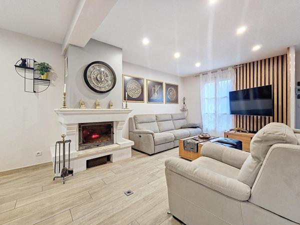 Maison 5 pièces 130m² avec garage à 5 min de Longueville