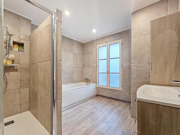 Maison 5 pièces 130m² avec garage à 5 min de Longueville