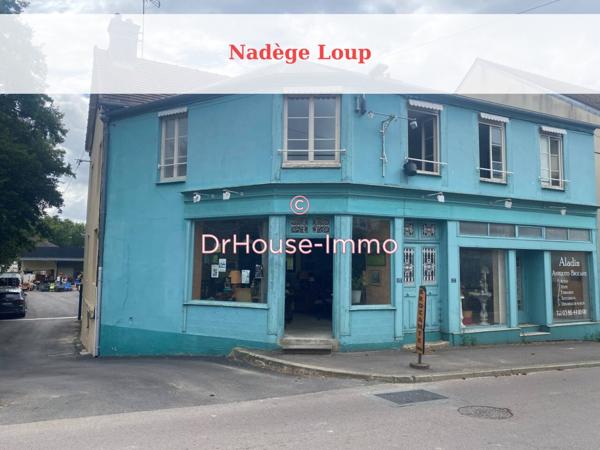 Immeuble à vendre de 371 m²